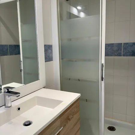 Luxuria - Heliopolis C - Sauna Infrarouge - Clim - Parking - Village Naturiste - Vue - Histoire De Cles * Agde