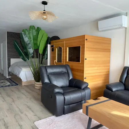 Luxuria - Heliopolis C - Sauna Infrarouge - Clim - Parking - Village Naturiste - Vue - Histoire De Cles * Agde