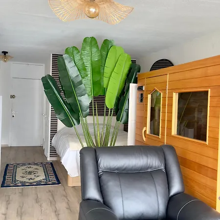Luxuria - Heliopolis C - Sauna Infrarouge - Clim - Parking - Village Naturiste - Vue - Histoire De Cles Agde