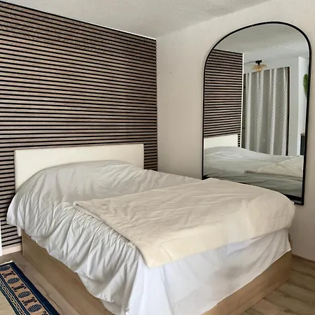 Luxuria - Heliopolis C - Sauna Infrarouge - Clim - Parking - Village Naturiste - Vue - Histoire De Cles *
